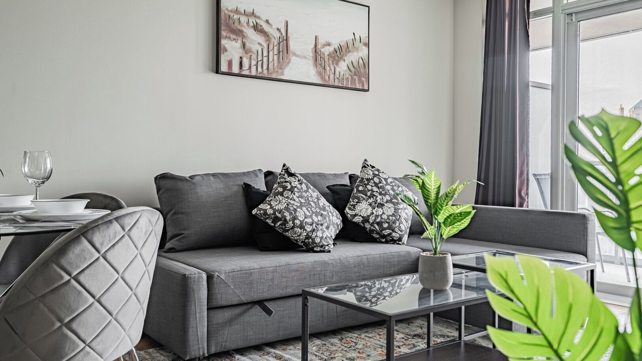 Photo of Livingroom in Downtown Mississauga