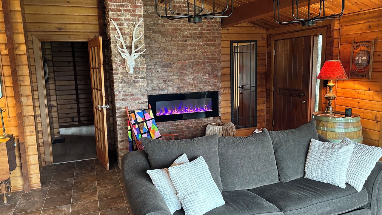 Photo of Livingroom in Bayview