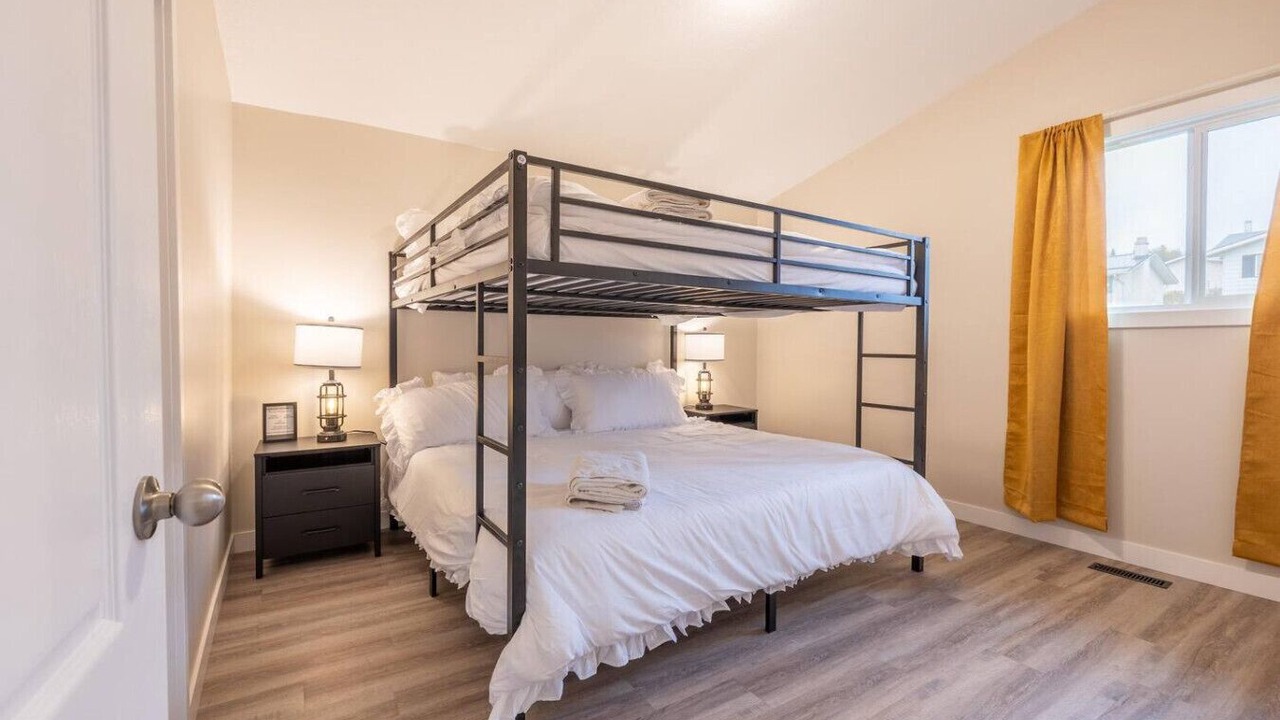 Photo of Bedroom in Hinton