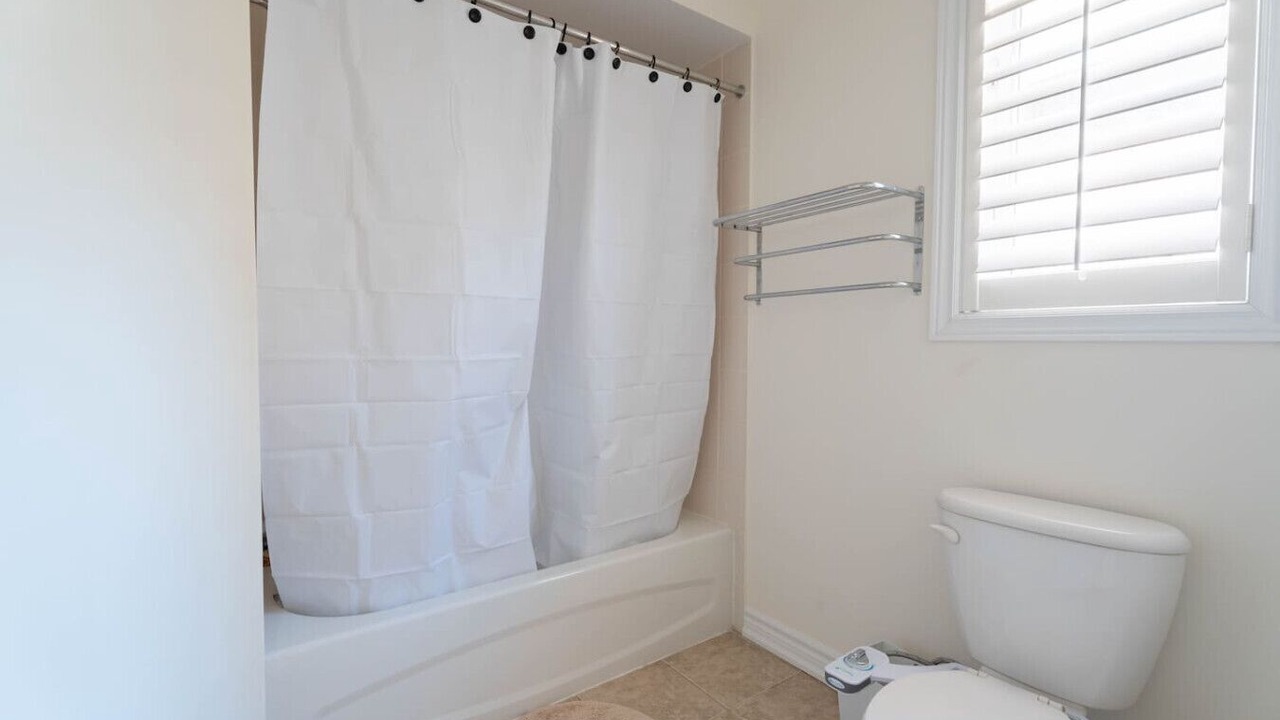 Photo of Bathroom in Churchill Meadows