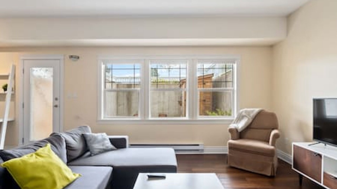 Photo of Livingroom in White Rock