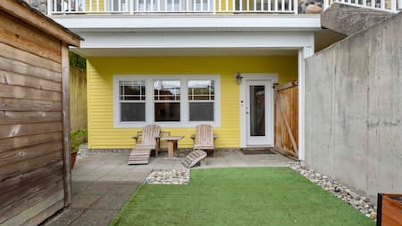 Photo of Patio Balcony in White Rock