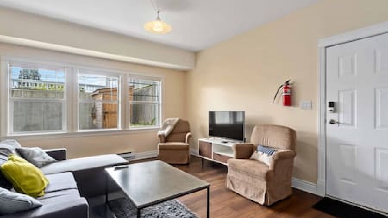Photo of Livingroom in White Rock