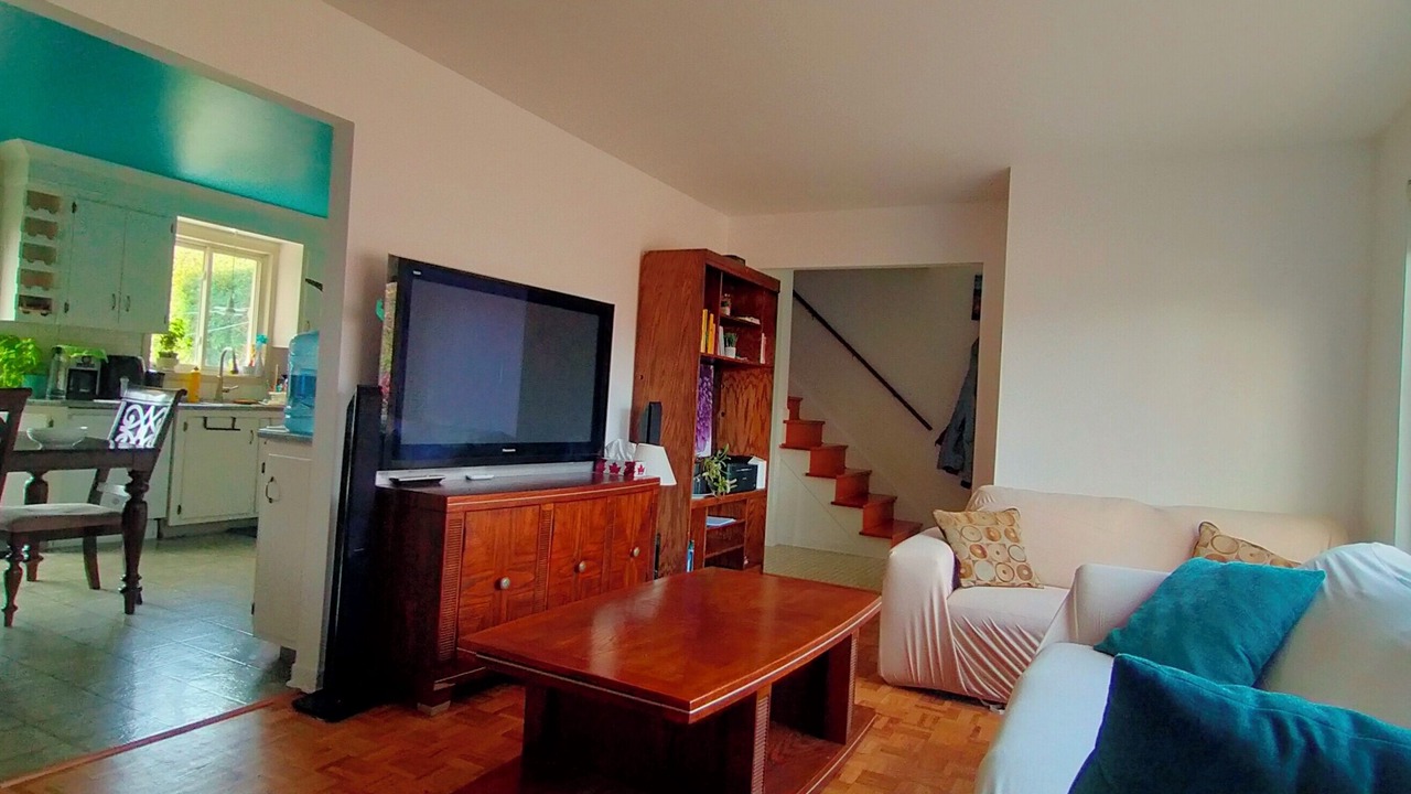 Photo of Livingroom in Boucherville