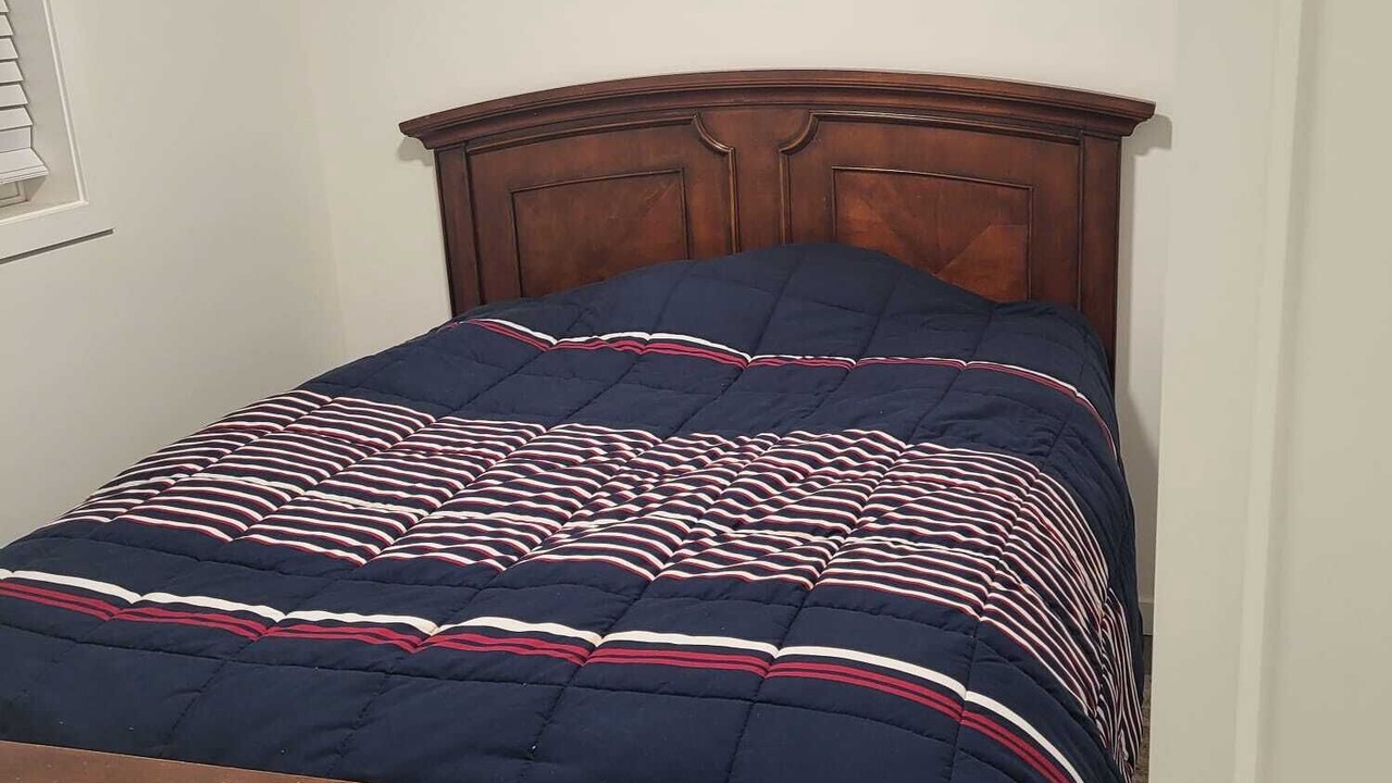 Photo of Bedroom in Saanichton