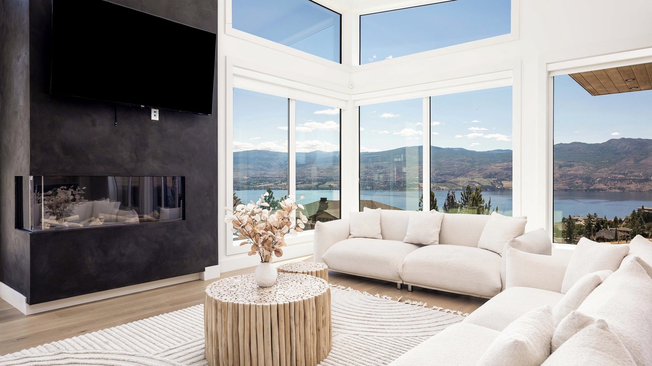 Photo of Livingroom in Central Okanagan