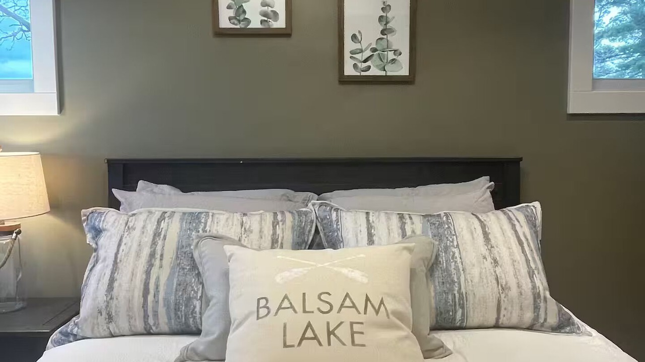 Photo of Bedroom in Rosedale