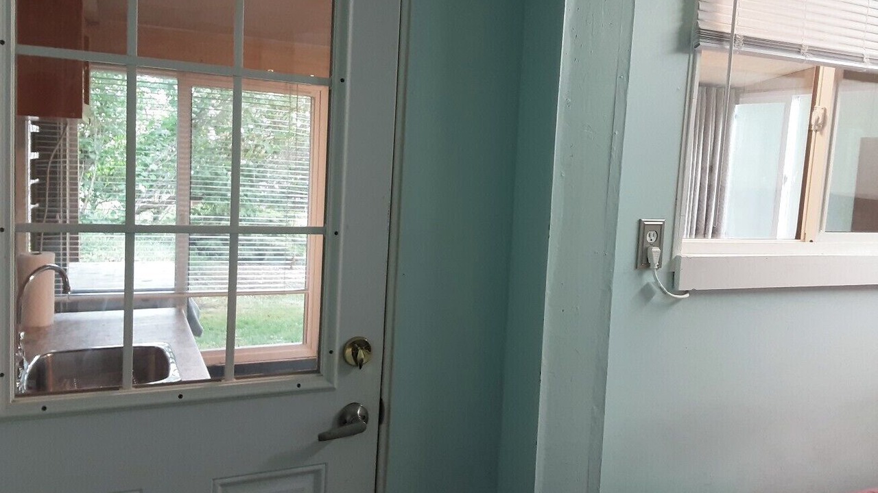 Photo of Bedroom in Saanich East