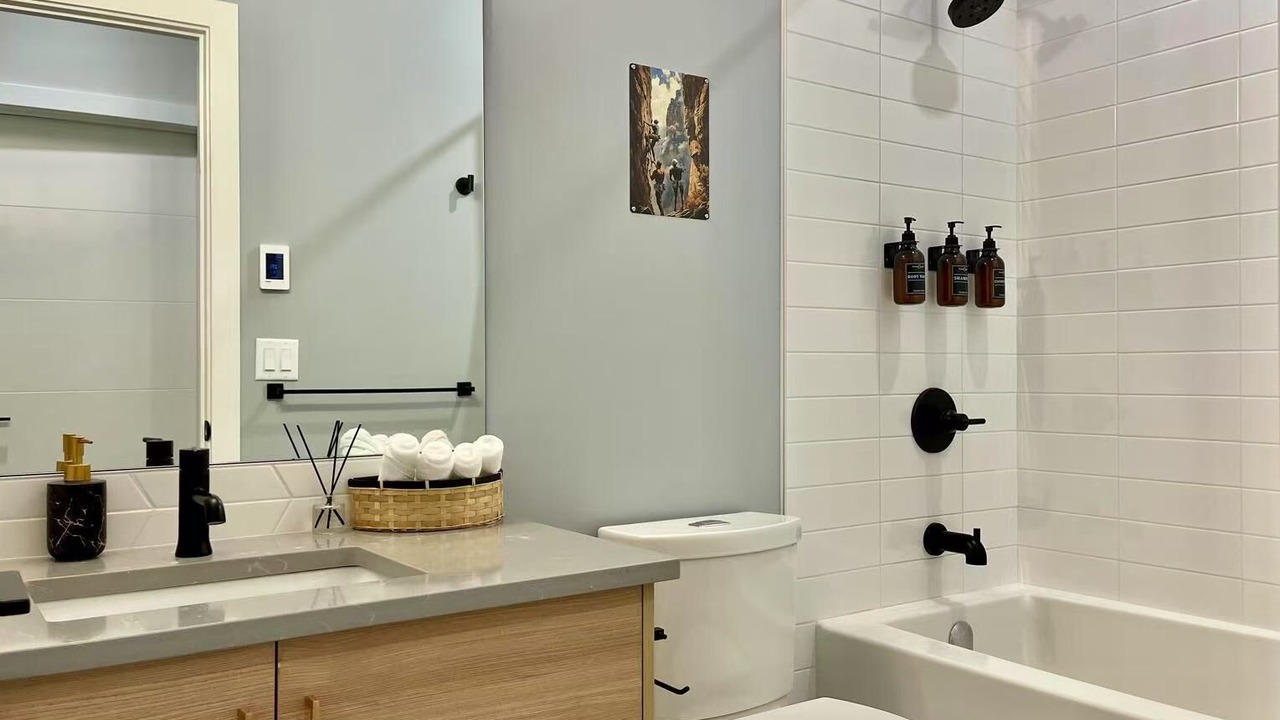 Photo of Bathroom in Harvie Heights
