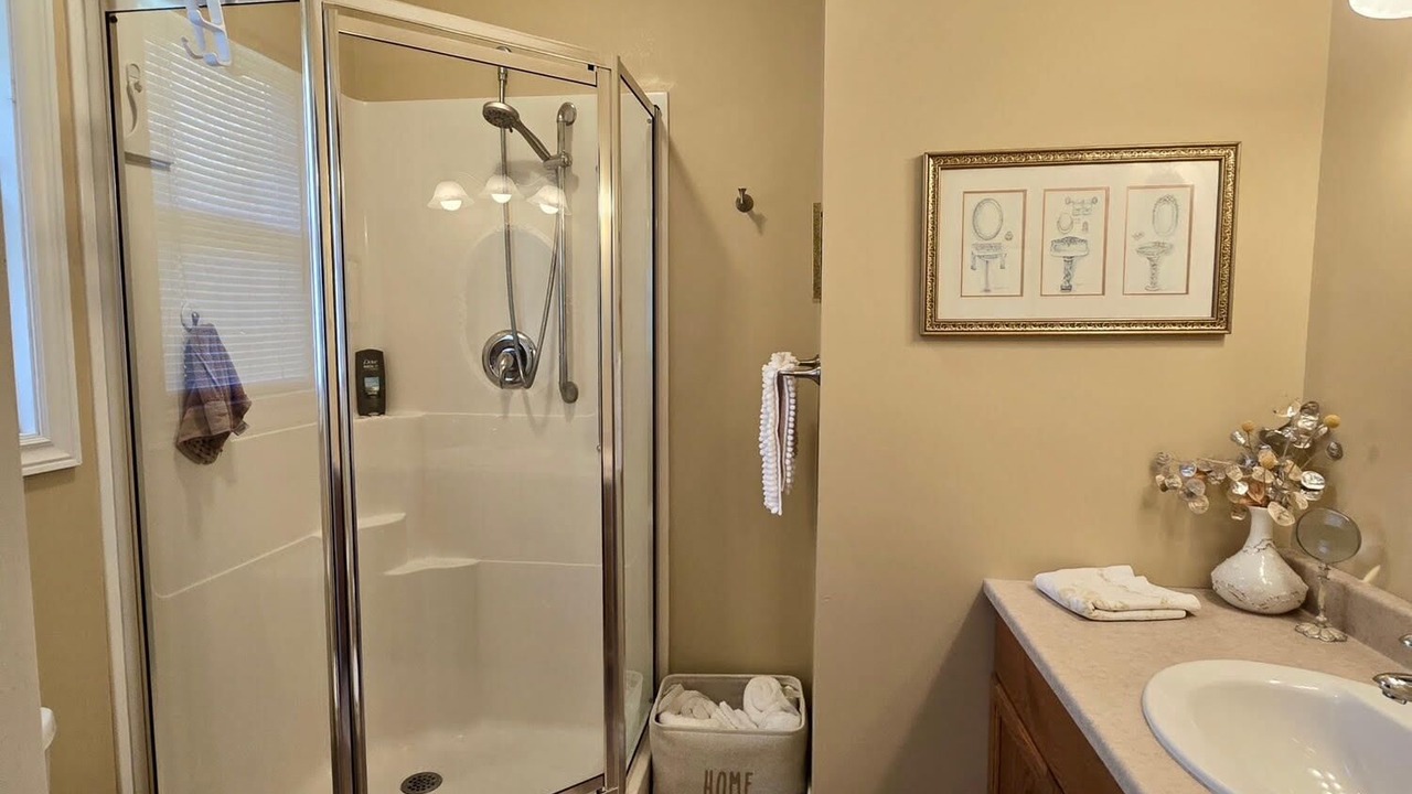 Photo of Bathroom in Miltonvale Park