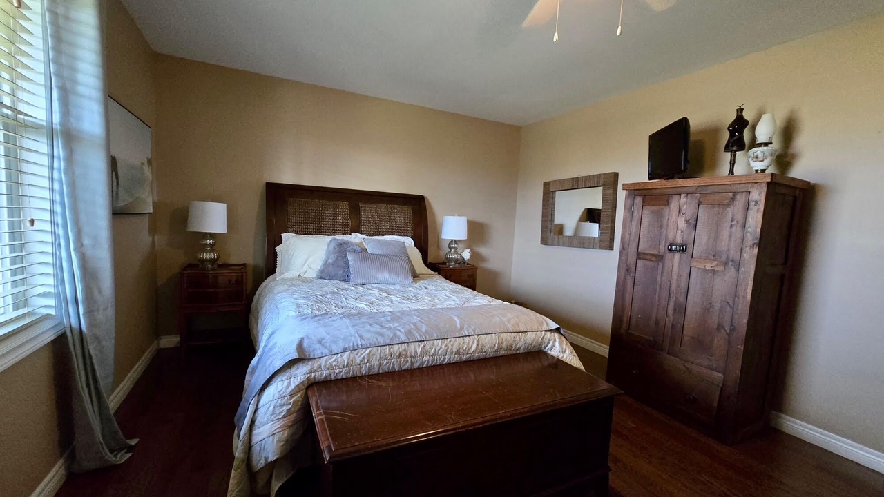 Photo of Bedroom in Miltonvale Park