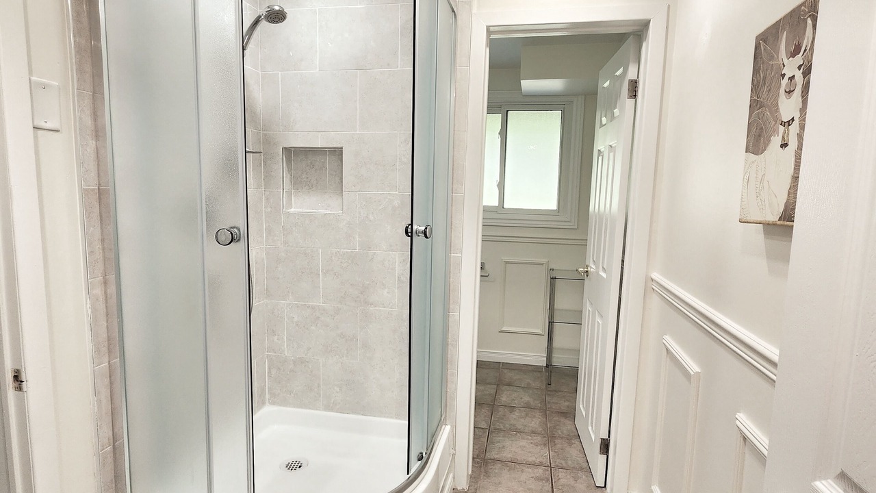 Photo of Bathroom in Niagara Falls