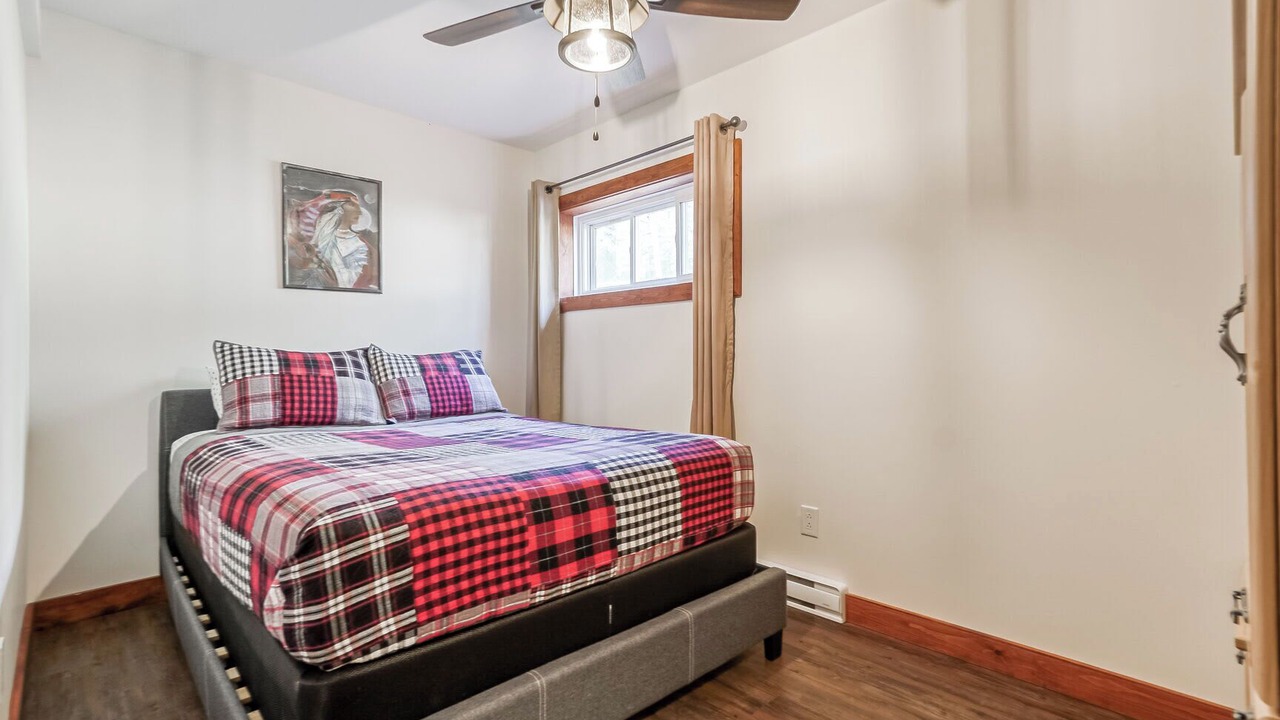 Photo of Bedroom in Saint-Michel-des-Saints