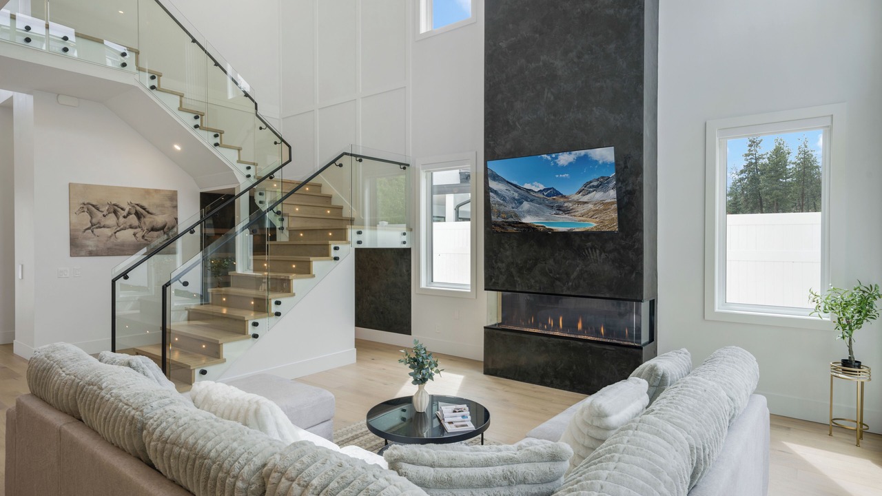 Photo of Livingroom in Central Okanagan