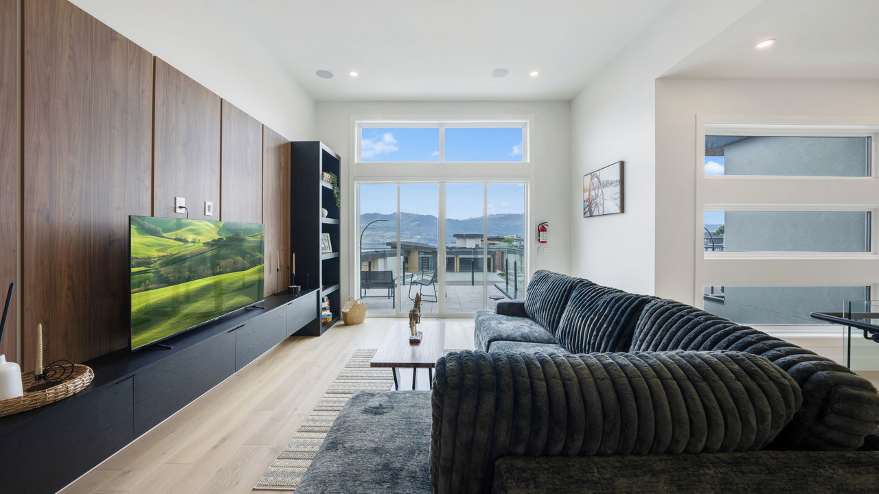 Photo of Livingroom in Central Okanagan
