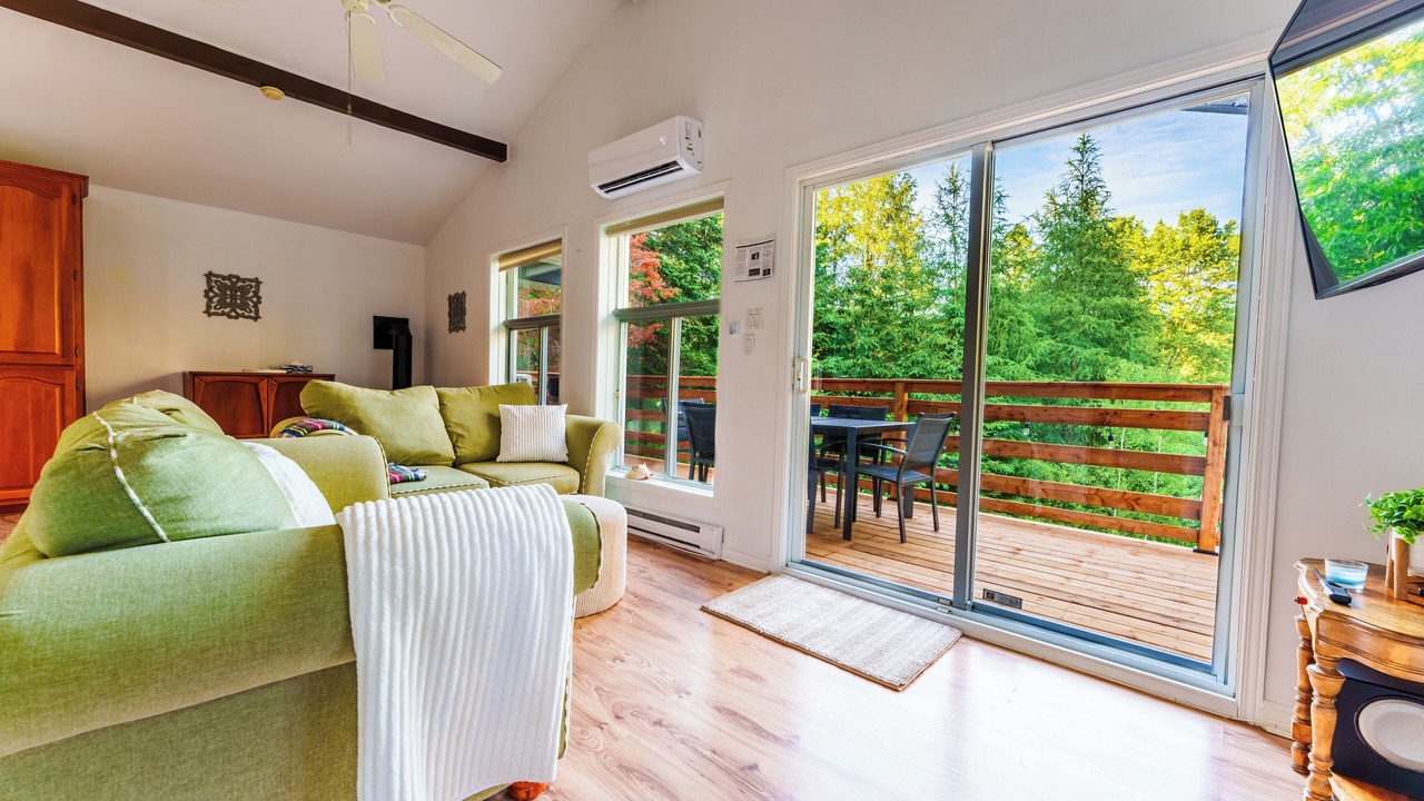 Photo of Livingroom in St-Adolphe-d'Howard