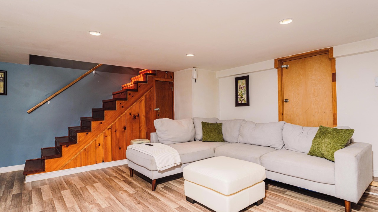 Photo of Livingroom in St-Adolphe-d'Howard