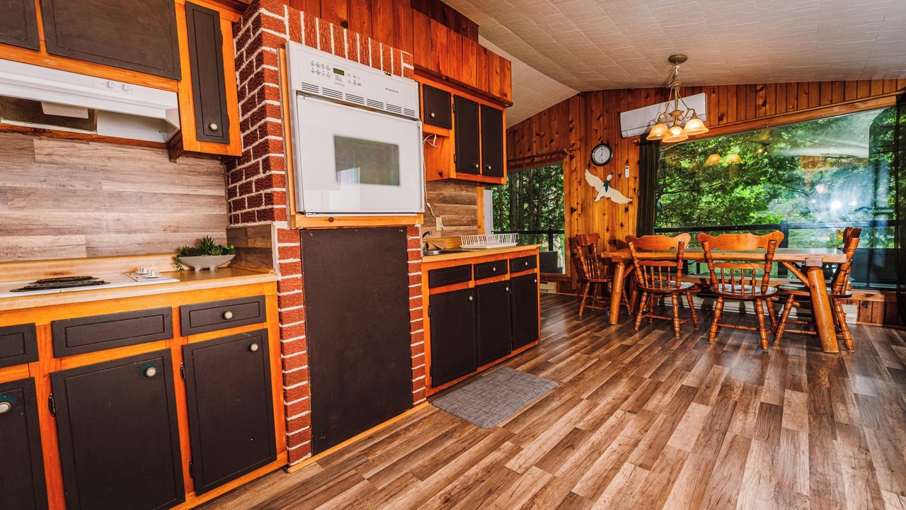 Photo of Kitchen in St-Adolphe-d'Howard
