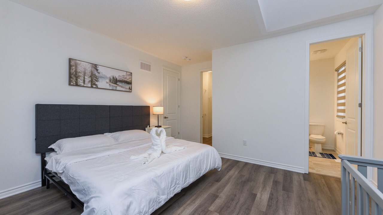 Photo of Bedroom in Halton Regional Municipality