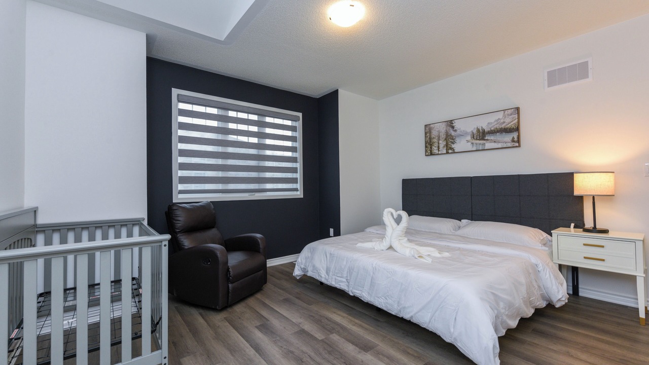 Photo of Bedroom in Halton Regional Municipality