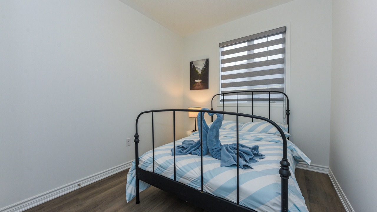 Photo of Bedroom in Halton Regional Municipality