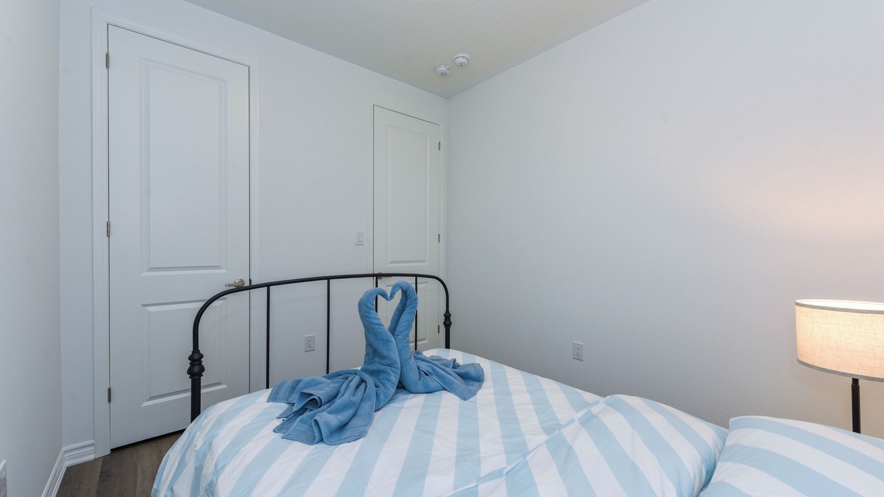 Photo of Bedroom in Halton Regional Municipality