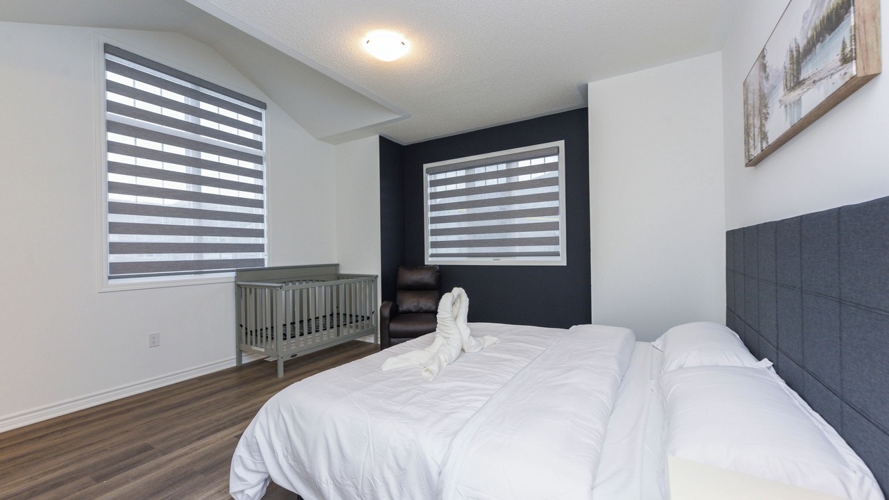 Photo of Bedroom in Halton Regional Municipality