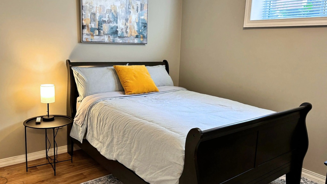 Photo of Bedroom in North Central Edmonton