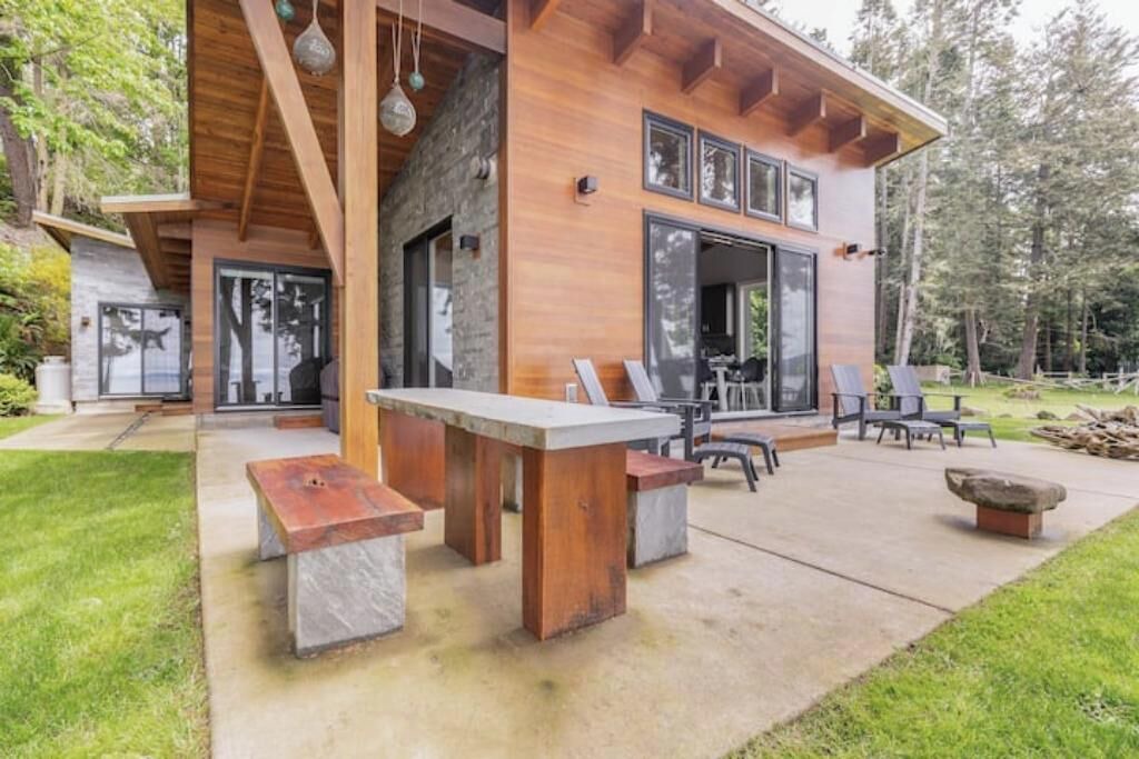 Photo of Outdoor in Sooke
