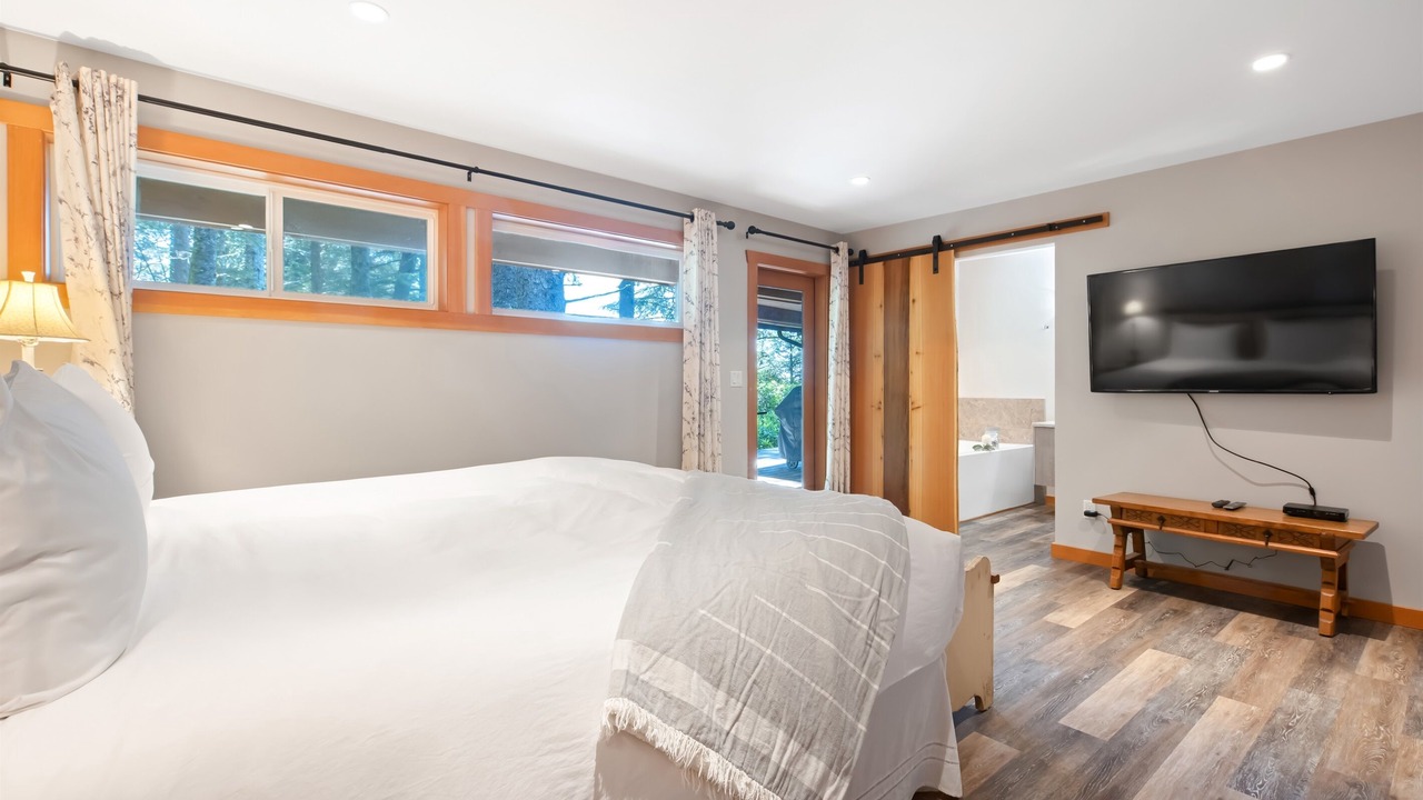 Photo of Bedroom in Tofino