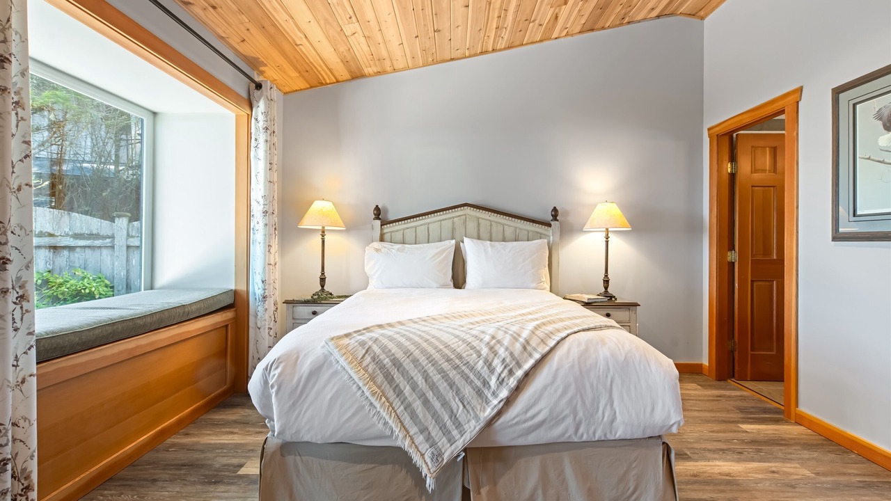 Photo of Others in Tofino