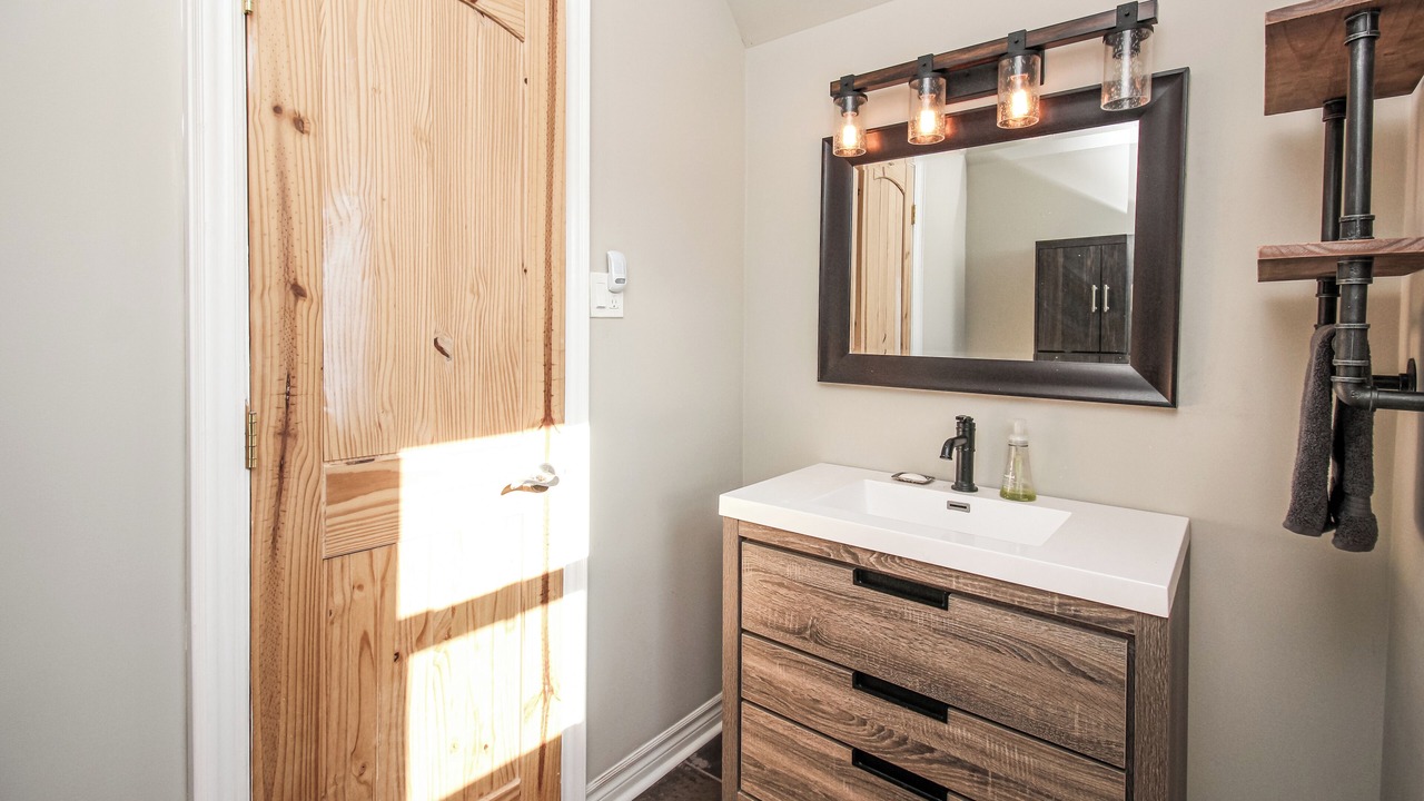 Photo of Bathroom in Trent Hills