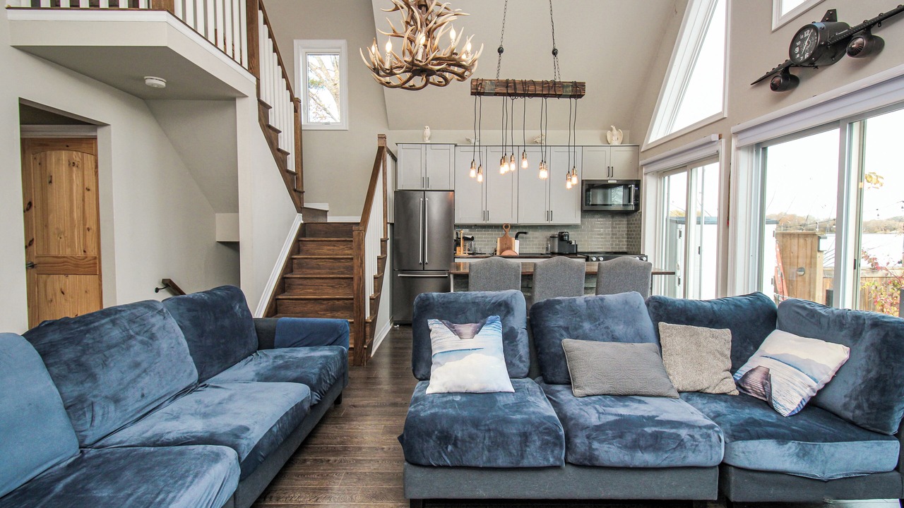Photo of Livingroom in Trent Hills
