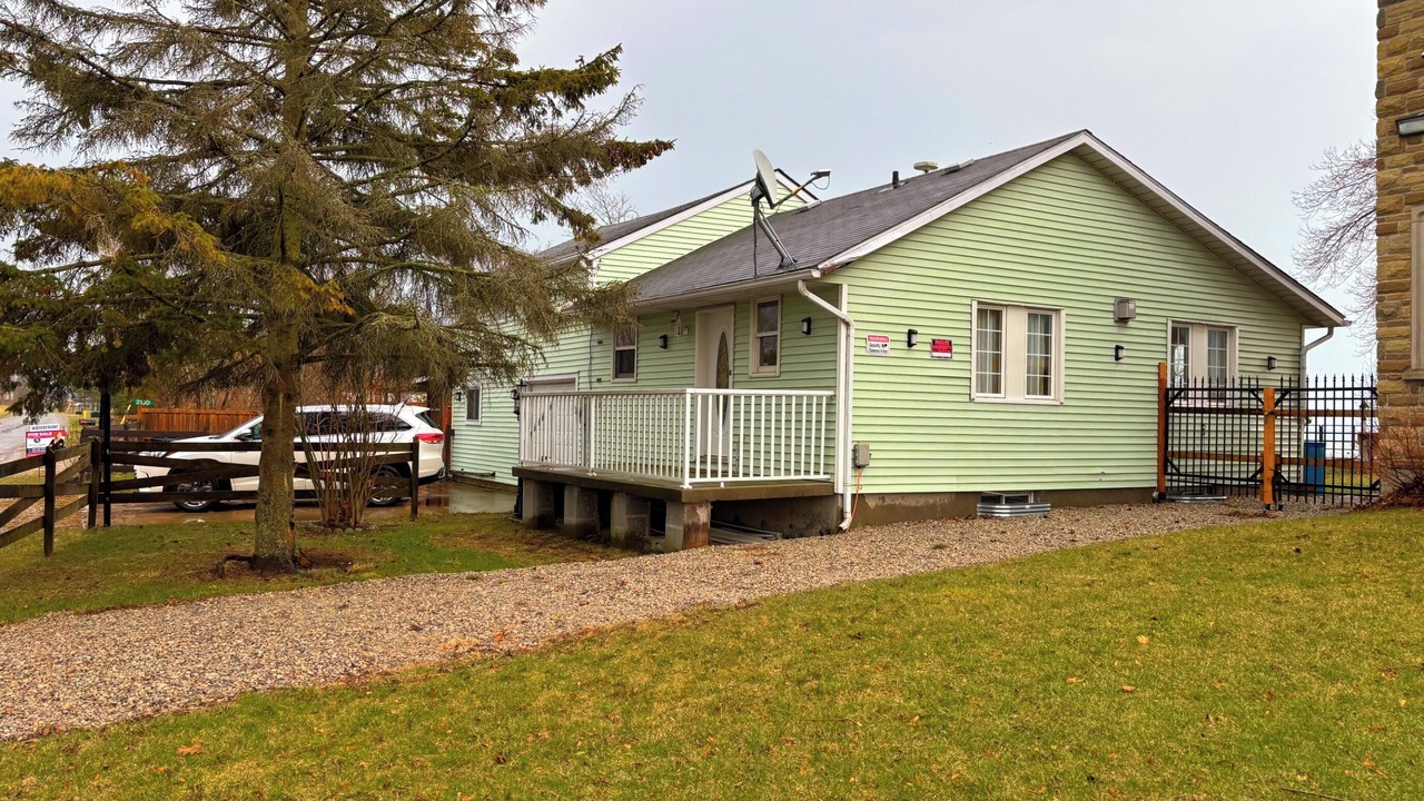 Photo of Outdoor in Hamilton