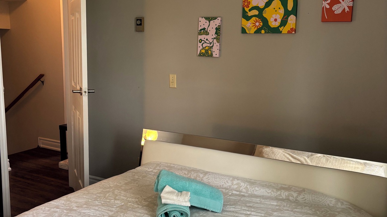 Photo of Bedroom in Crystal Beach