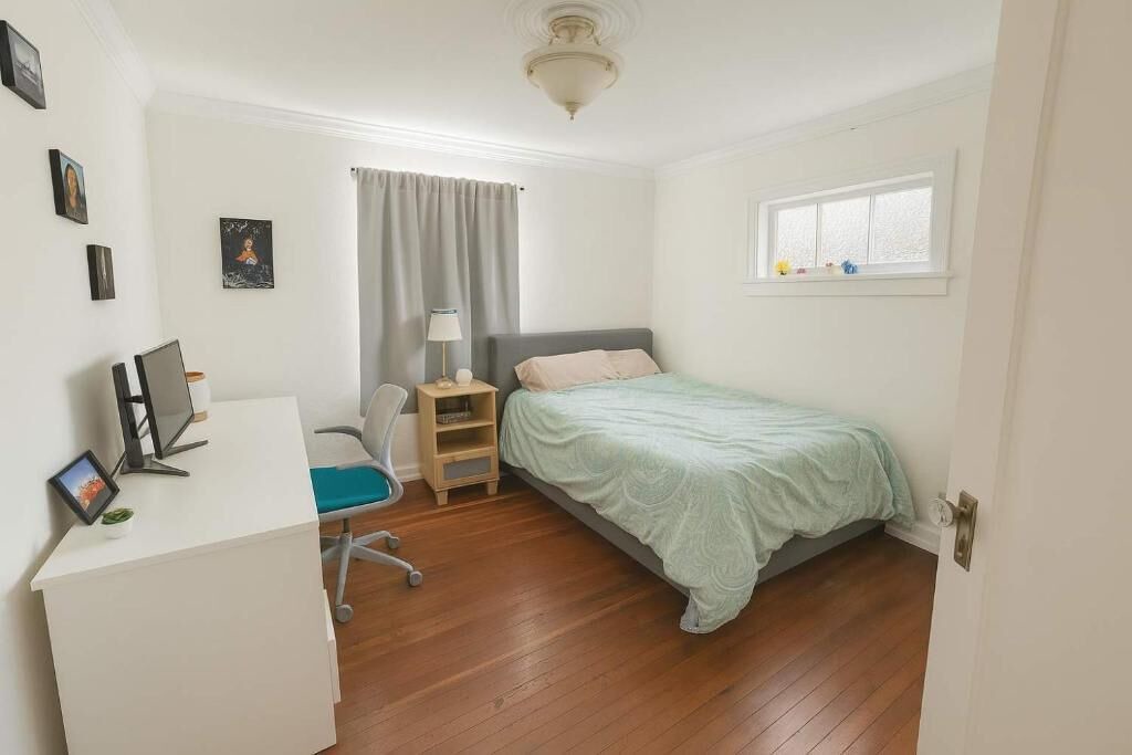 Photo of Bedroom in Saanich East