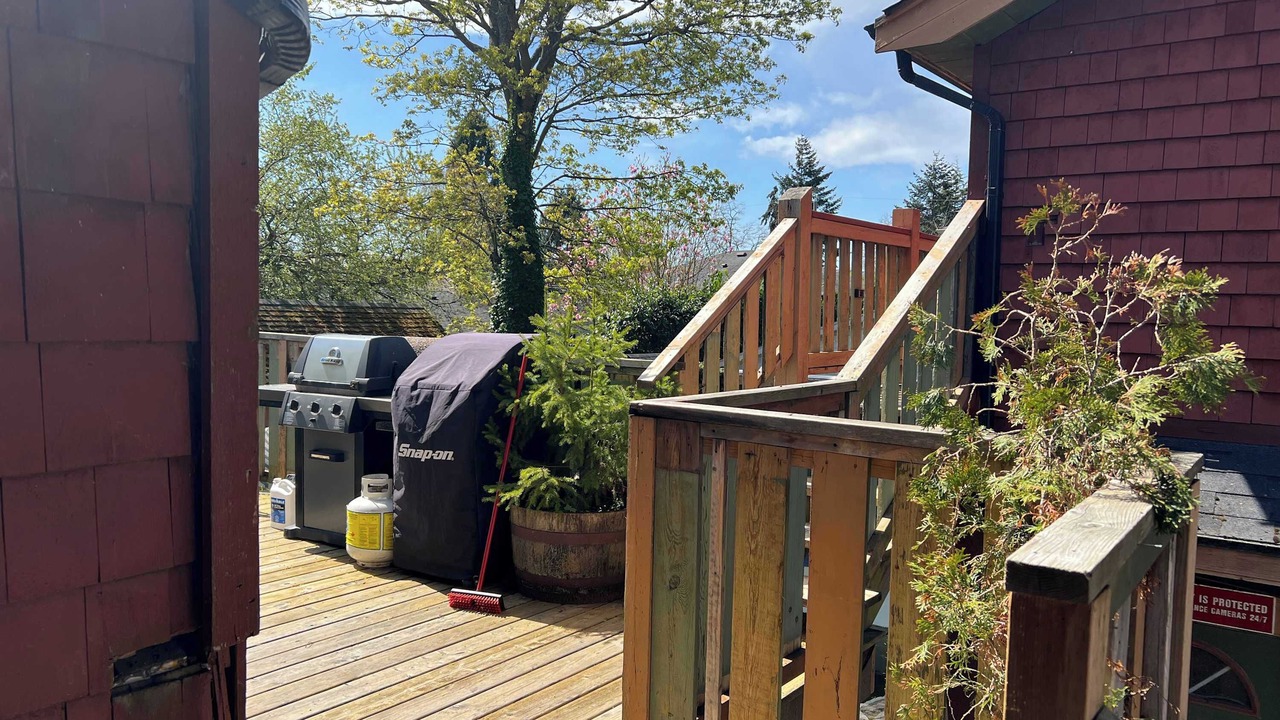 Photo of Others in Saanich East