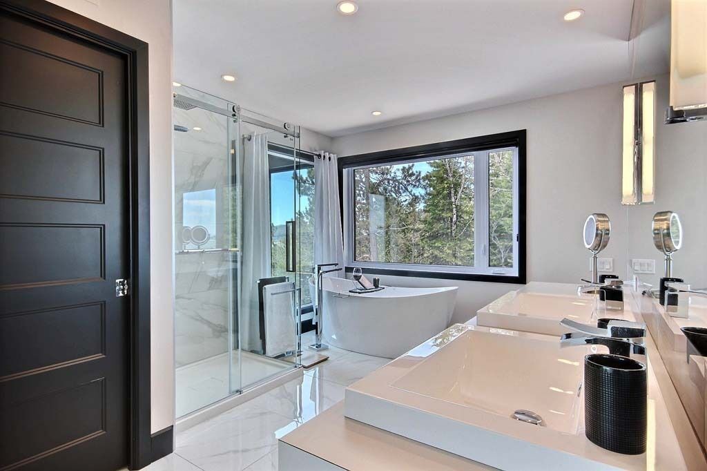 Photo of Bathroom in Saint Irenee