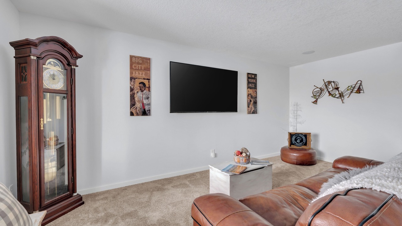 Photo of Livingroom in Cochrane