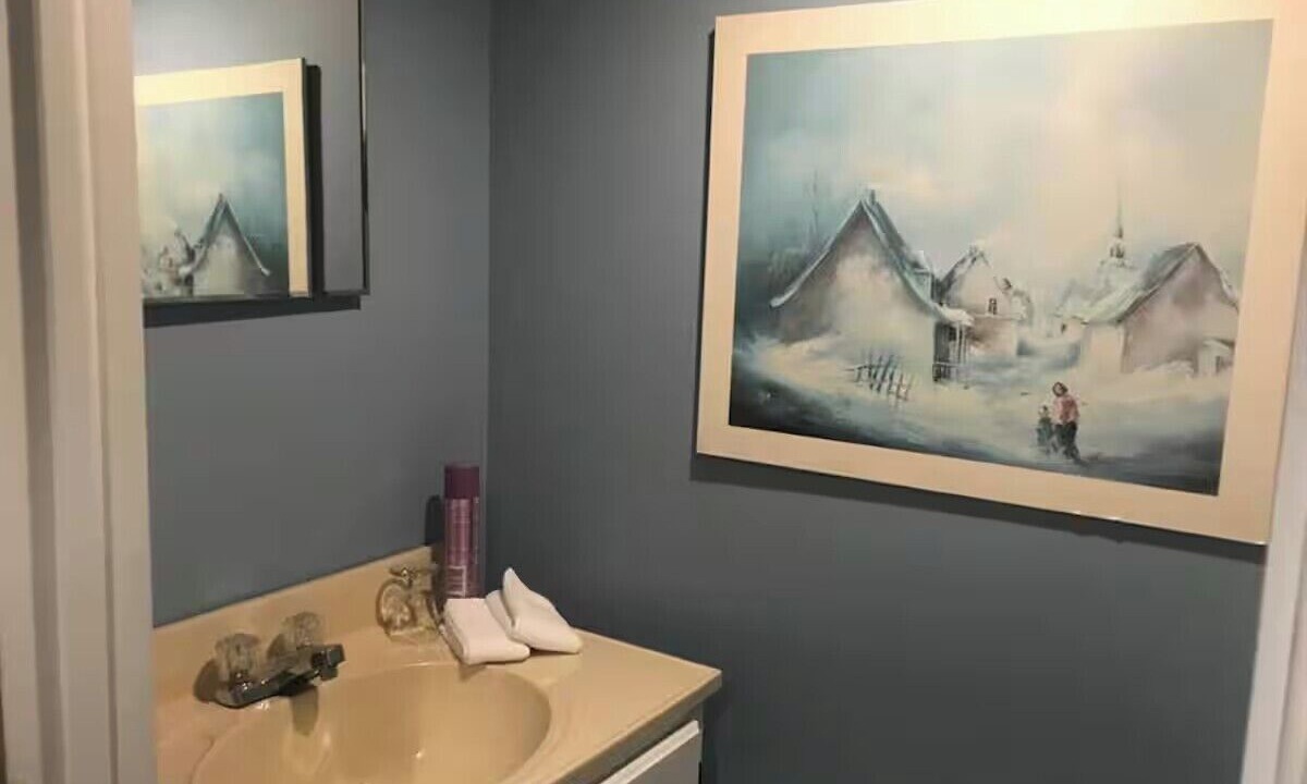 Photo of Bathroom in St-Adolphe-d'Howard
