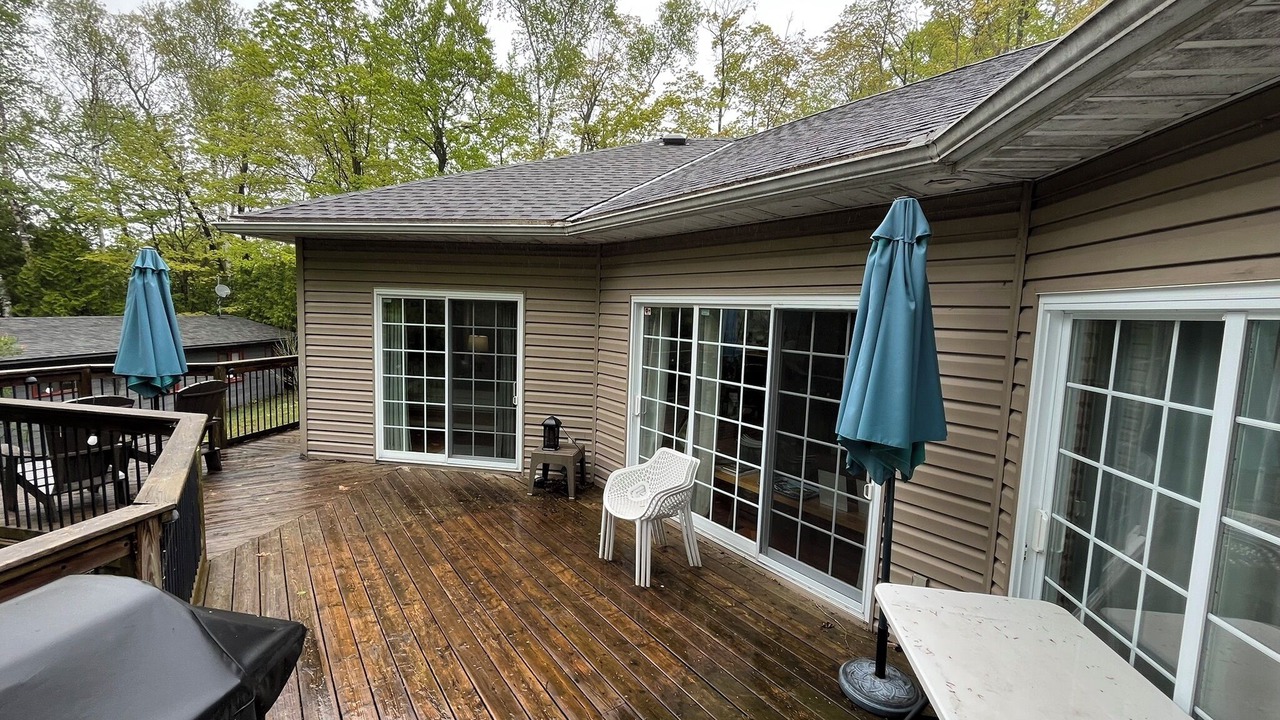 Photo of Patio Balcony in Sauble Beach