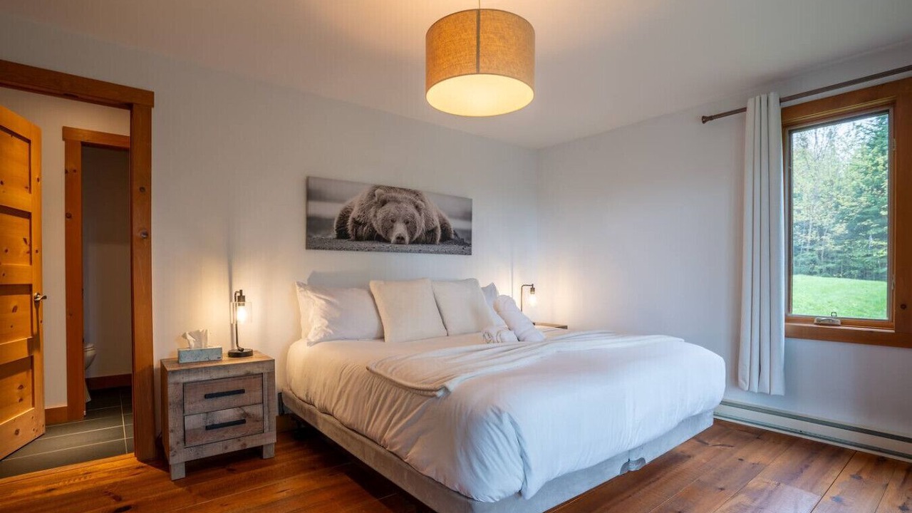 Photo of Bedroom in Val-des-Lacs