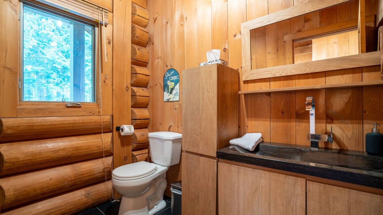 Photo of Bathroom in Val-des-Lacs