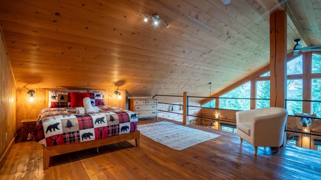 Photo of Bedroom in Val-des-Lacs