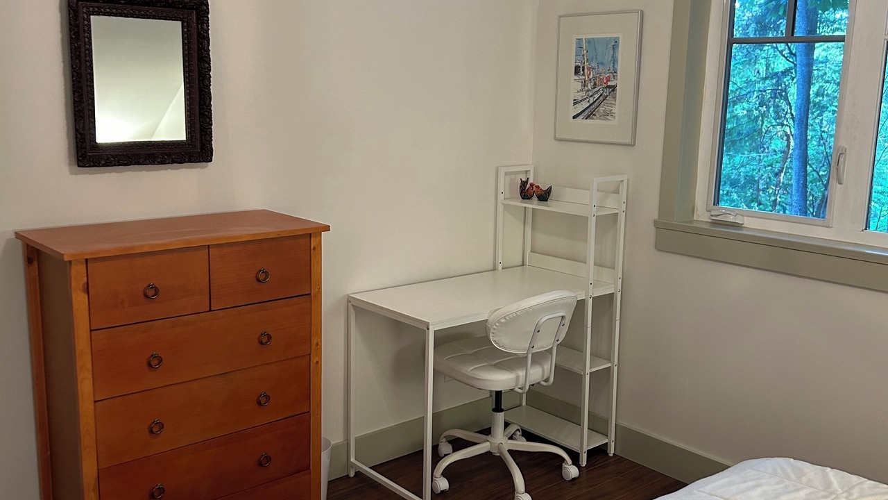 Photo of Bedroom in Salt Spring Island