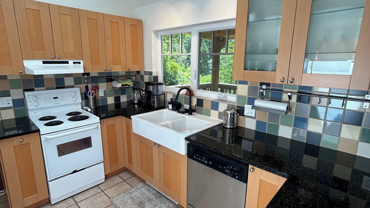 Photo of Kitchen in Salt Spring Island