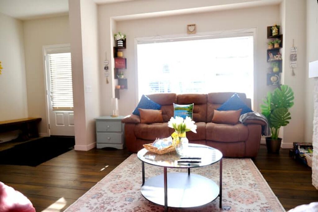 Photo of Livingroom in Southeast Calgary