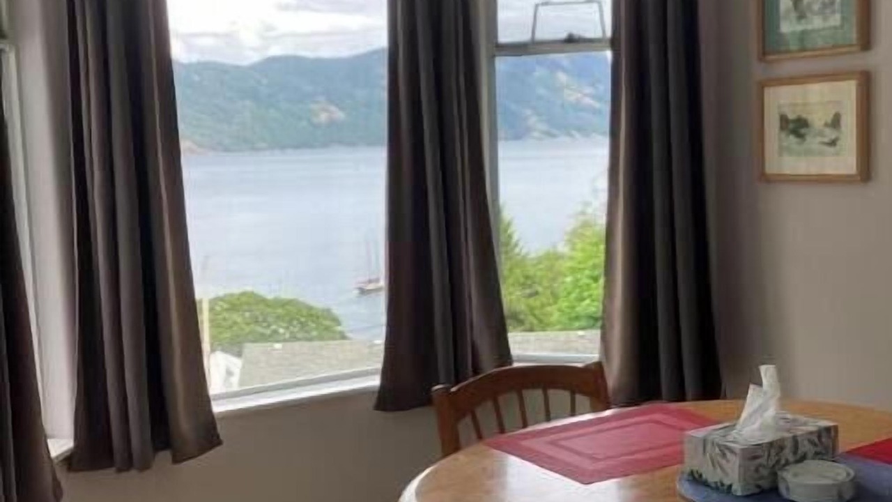 Photo of Others in Maple Bay