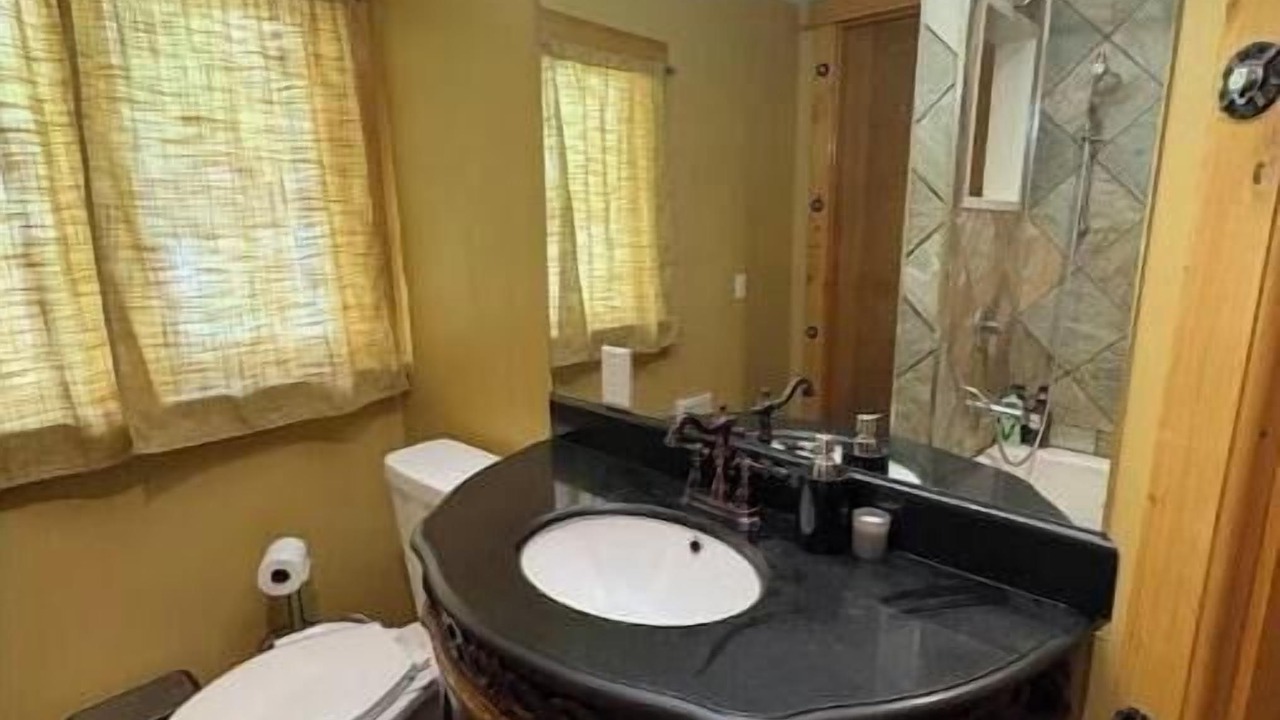 Photo of Bathroom in North Glenmore