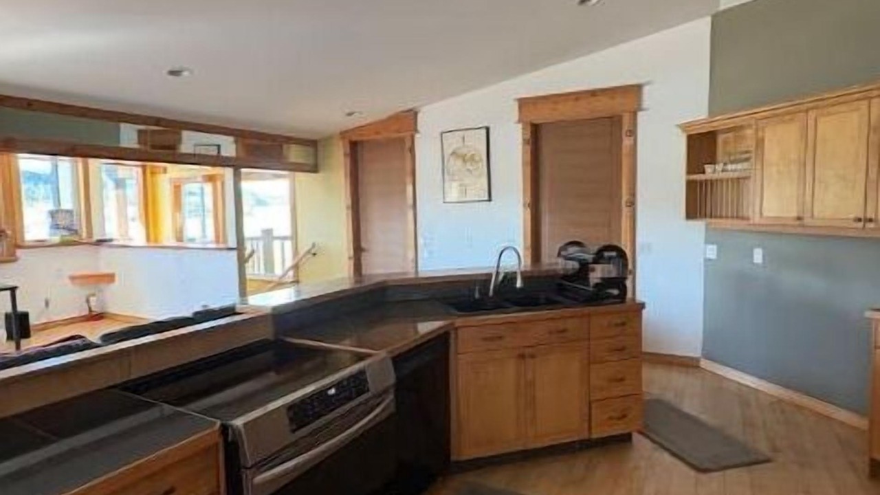 Photo of Kitchen in North Glenmore